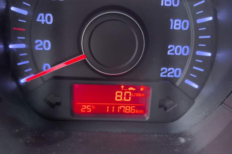 Used Kia K2 2015 Sedan 1.4L MT GLS
