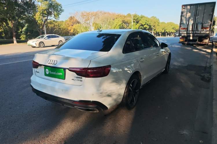 Used Audi A4L 2022 40 TFSI Luxury Dynamic Model
