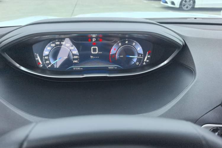 Used Peugeot 5008 2017 380THP 7-Seater Boundary-Free Edition
