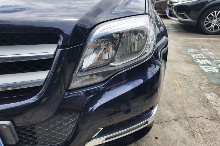 Used Mercedes-Benz GLK-Class 2013 GLK 300 4MATIC Dynamic Sunroof Model