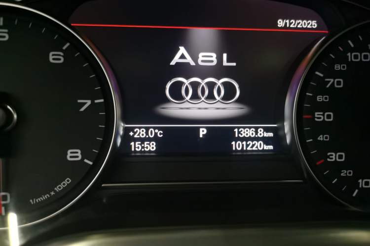 Used Audi A8 2014 A8L 45 TFSI quattro Comfort model
