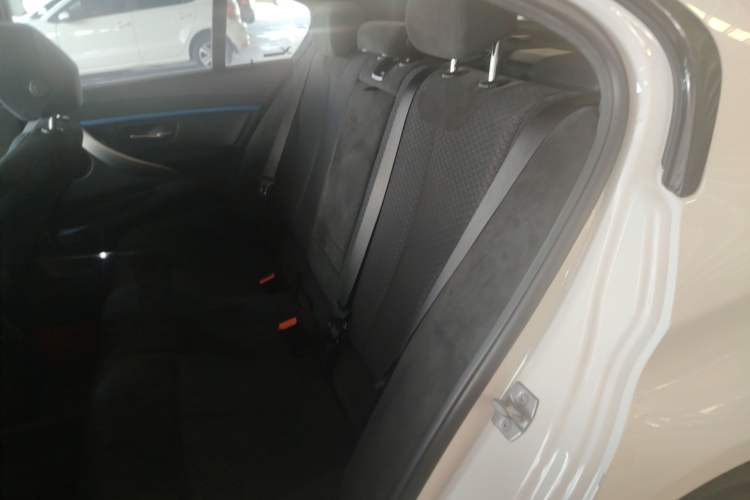 Used BMW 3 Series 2018 320i M Sport Package
