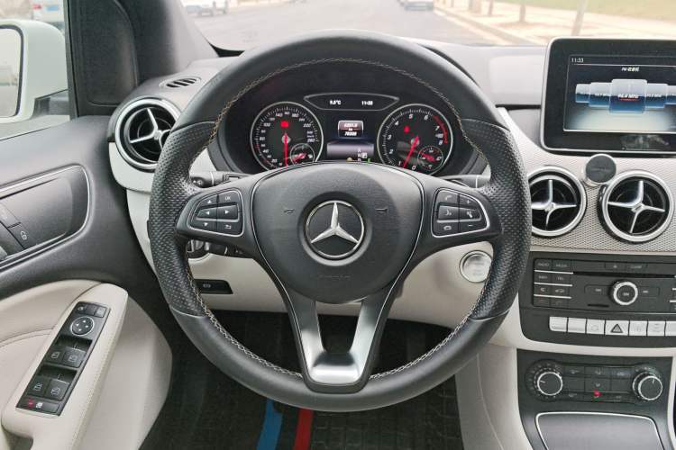 Used Mercedes-Benz B-Class 2015 B 200 Sport Edition