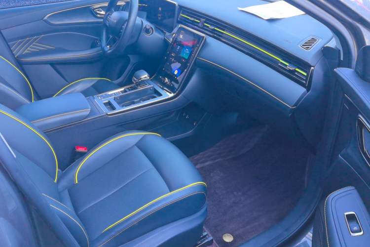 Used Roewe RX5 2021 PLUS 330TGI Automatic National Trend Intelligent Deluxe Edition
