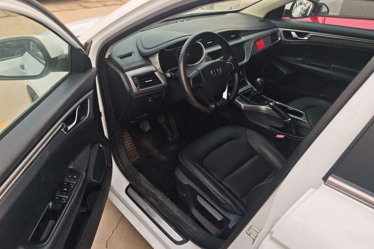 Used Geely Auto Emgrand GL 2018 1.8L Manual Elite Smart Connectivity Version
