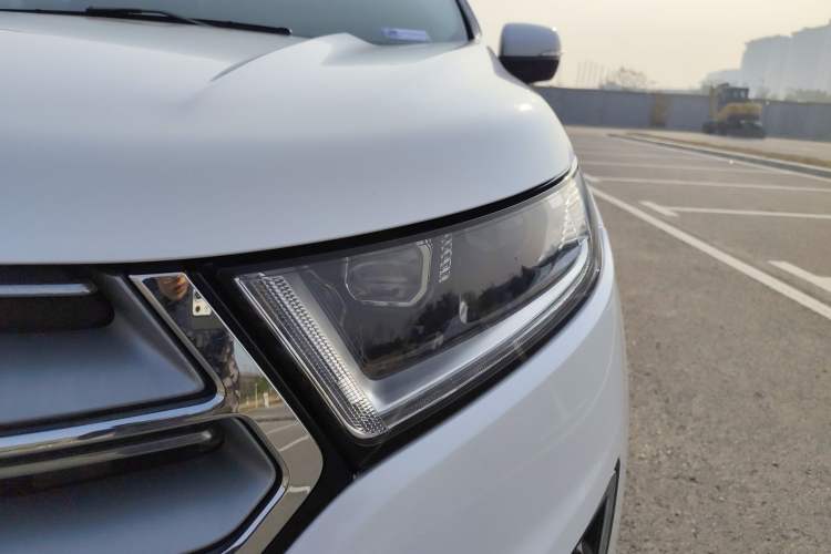 Used Ford Edge 2018 EcoBoost 245 Two-Wheel-Drive Titanium 7-Seater China V Standard
