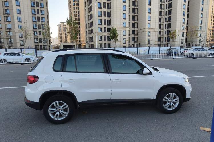 Used Volkswagen Tiguan 2015 1.8TSI Automatic Two-Wheel Drive Trend Edition