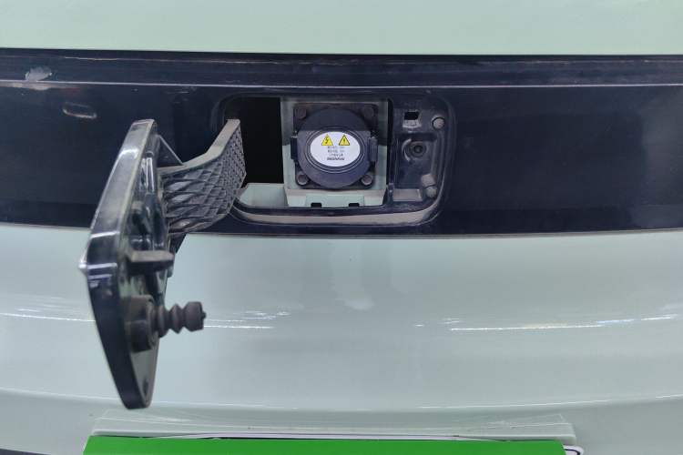 Used Wuling Hongguang MINIEV 2021 Macaron Premium Model – Lithium Iron Phosphate
