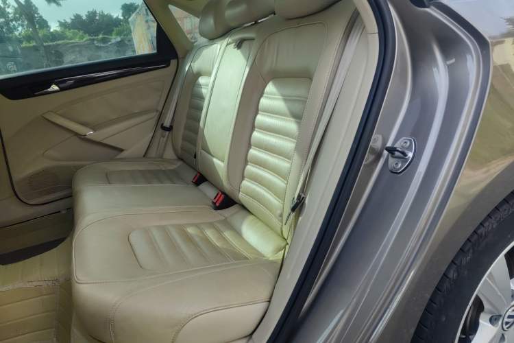 Used Volkswagen Passat 2014 1.8TSI DSG Prestige Edition
