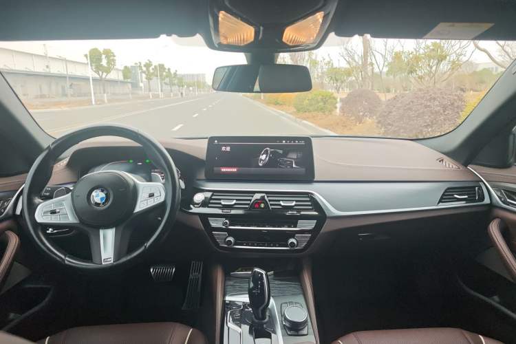 Used BMW 5 Series 2023 530Li Leading Model M Sport Package
