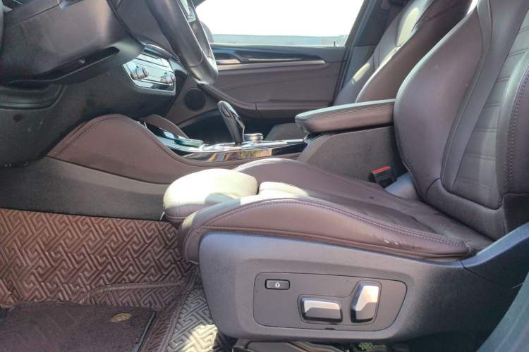 Used BMW X4 2019 xDrive25i M Sport Package
