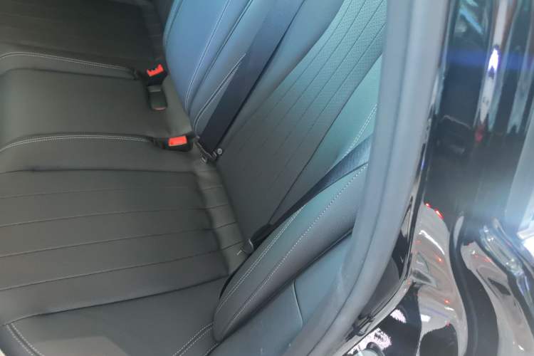 Used Mercedes-Benz E-Class 2021 E 300 L Stylish Model