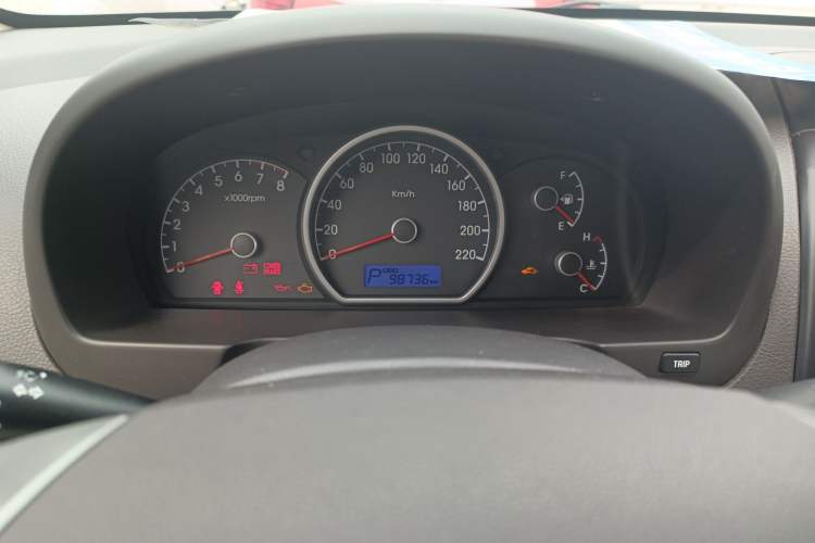 Used Hyundai Celesta 2011 1.6L Automatic Comfort Model
