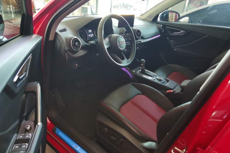 Used Audi Q2L 2021 35 TFSI Fashion Dynamic Model
