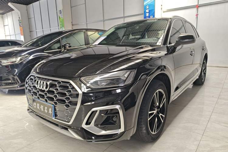 Used Audi Q5L 2022 40T Fashionable and Dynamic Model
