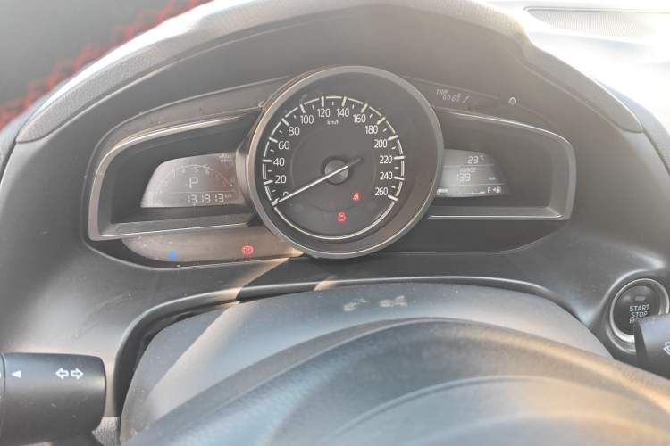 Used Mazda Mazda 3 Axela 2017 Sedan 1.5L Automatic Luxury Model Emission Standard China V
