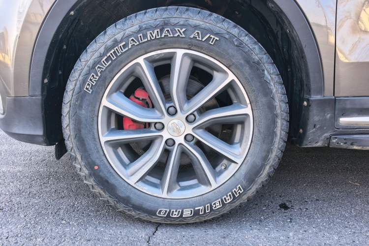 Used Geely Auto Emgrand X7 Sport 2018 Revised Version 1.8TD Automatic Two-Wheel Drive Smart Connectivity 4G-Enabled Edition
