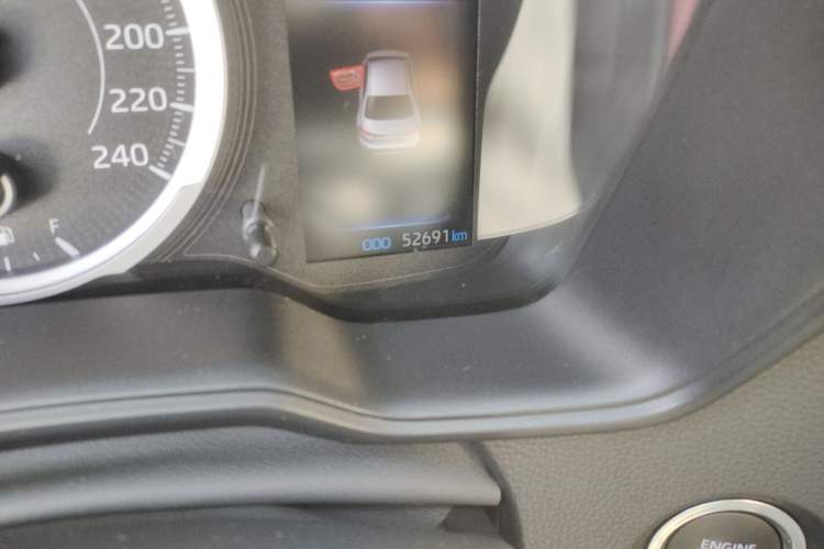 Used Toyota Levin 2019 185T CVT Luxury Edition China VI Standard
