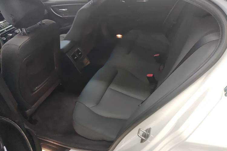 Used BMW 3 Series 2016 320Li Fashion Model
