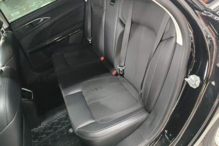 Used Ford Taurus 2019 EcoBoost 245 Comfort Edition
