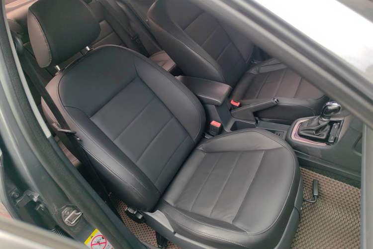 Used Volkswagen Lavida 2013 Restyled Classic 1.6L Automatic Comfort Edition