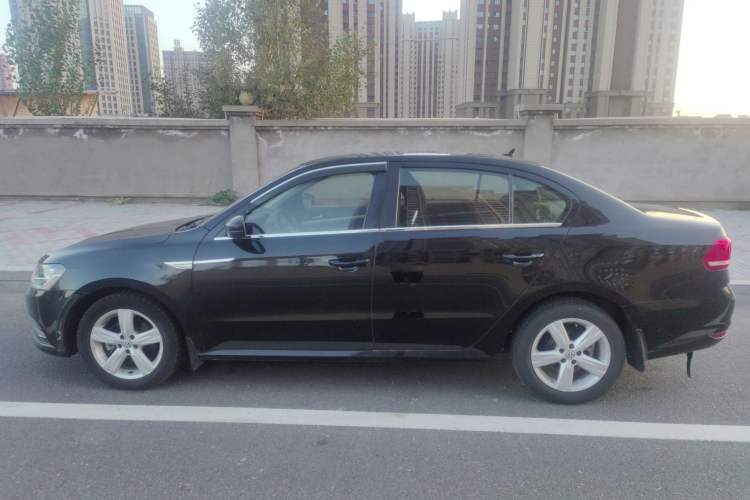 Used Volkswagen Lavida 2018 Classic 1.5L Automatic Fashion Edition China VI Standard
