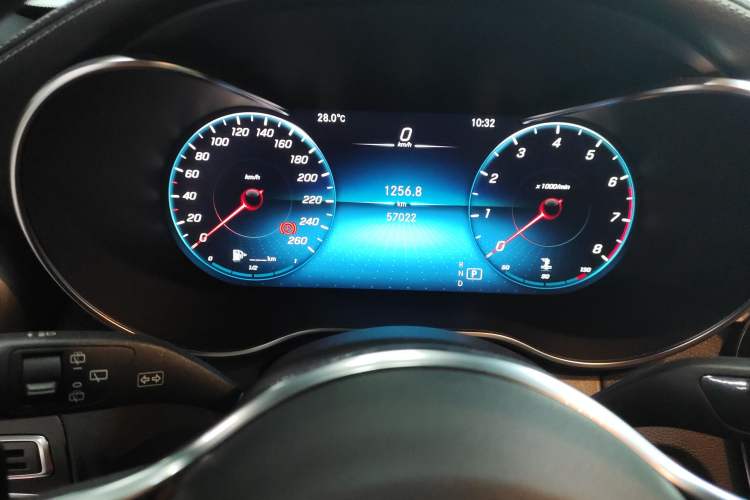 Used Mercedes-Benz GLC 2020 Facelift GLC 260 L 4MATIC Luxury Edition