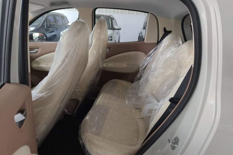 Used Wuling Hongguang MINIEV 2025 Four-Door Version Advanced Edition
