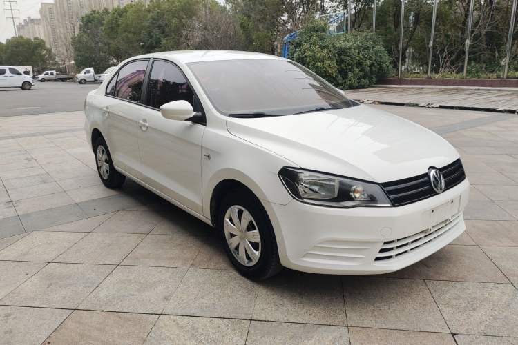Used Volkswagen Jetta 2015 1.6L Manual Fashion Edition