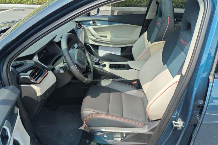 Used Lynk & Co 06 2020 1.5T YAO Halo
