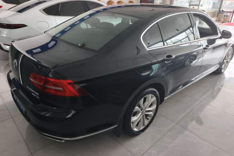 Used Volkswagen Magotan 2018 380TSI DSG Luxury Model
