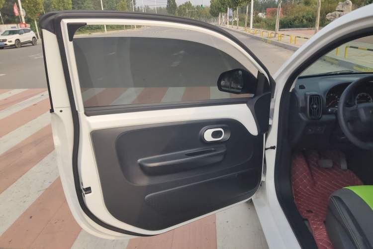 Used Roewe Clever 2021 302km All-Round Version
