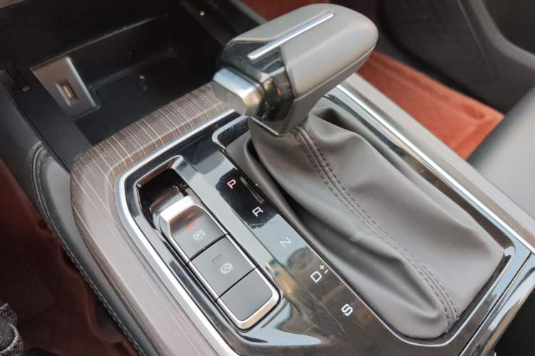 Used Wuling Jiachen 2022 1.5T CVT Smart Luxury Version