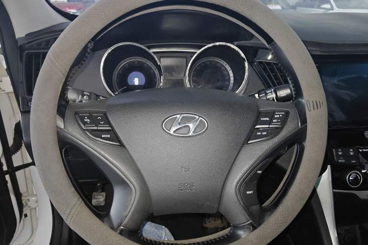 Used Hyundai Sonata 2013 2.4L Automatic Leading Edition China V Standard