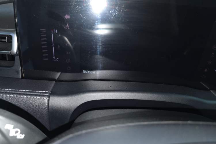 Used Ford Edge 2021 PLUS EcoBoost 245 Two-Wheel-Drive Platinum Edition 5 Seats
