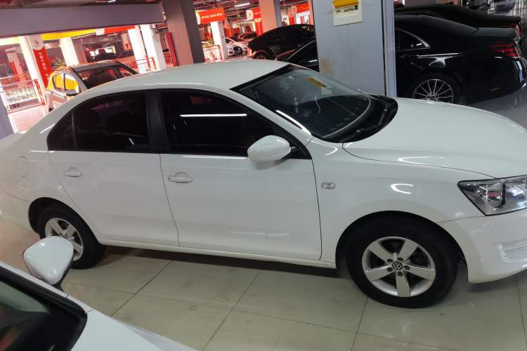 Used Volkswagen Santana 2015 1.4L Manual Fashion Edition
