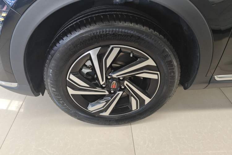 Used Hongqi HS5 2022 Revised Version 2.0T Smart Connect Flagship Edition
