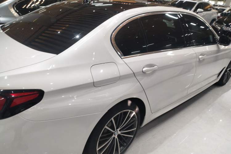 Used BMW 5 Series 2021 530Li Leading Model M Sport Package
