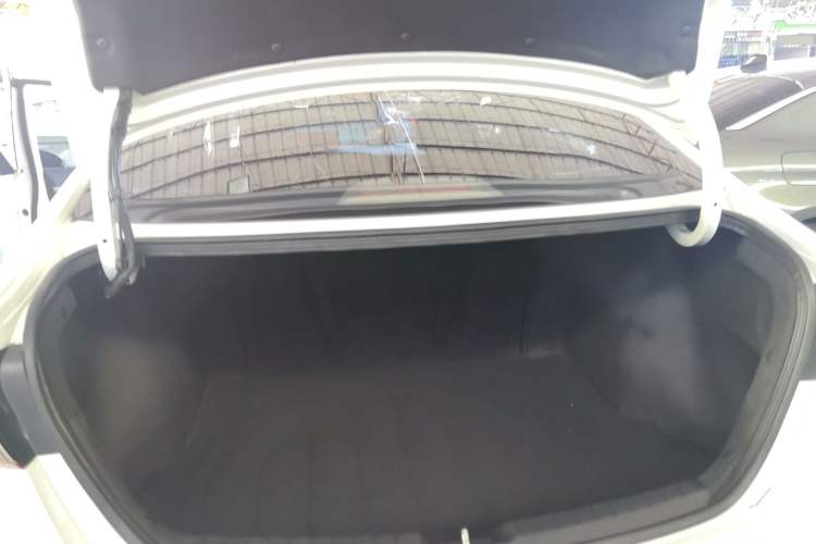 Used Hyundai Elantra 2016 1.6L Automatic ZhiXuan – Elite Version
