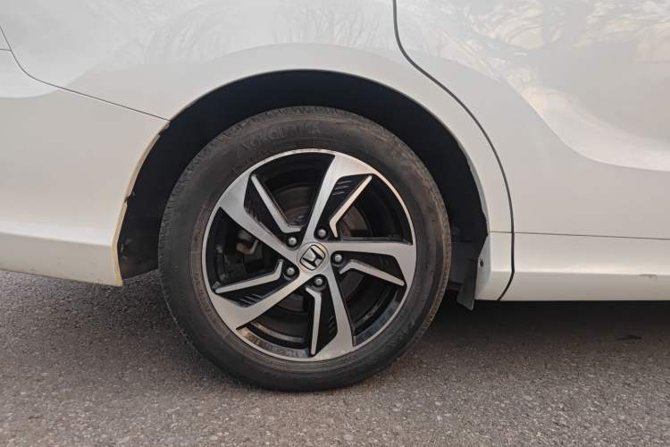 Used Honda Odyssey 2015 Revised 2.4L Luxury Edition