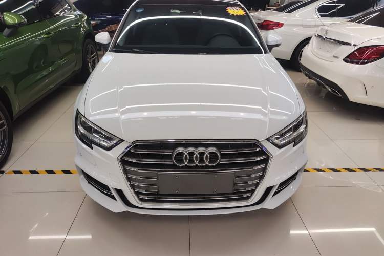 Used Audi A3 2020 Limousine 35 TFSI Fashion Edition China VI Emission Standard