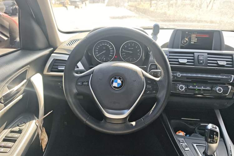 Used BMW 1 Series 2015 118i Leading Model
