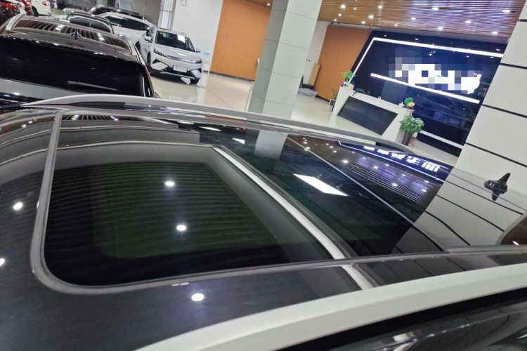 Used Volkswagen Tharu 2023 300TSI Two-Wheel-Drive Moonlight Edition
