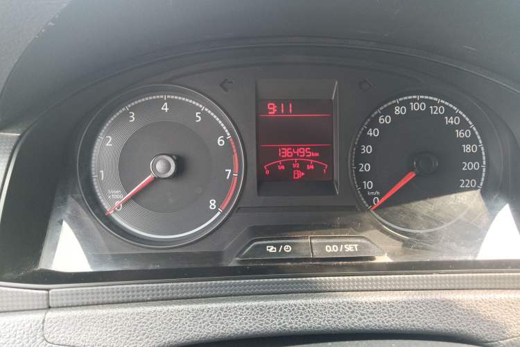 Used Volkswagen Santana 2016 1.6L Manual Fashion Edition