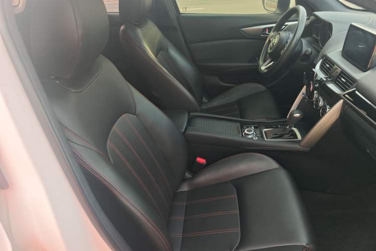 Used Mazda CX-4 2018 2.0L Automatic Two-Wheel Drive Blue Sky Dynamic Version China V Standard