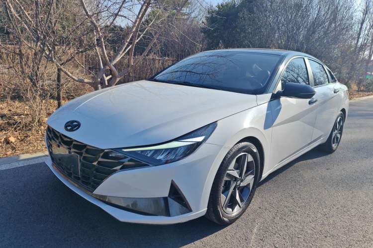 Used Hyundai Elantra 2021 1.5L CVT LUX Prestige Edition