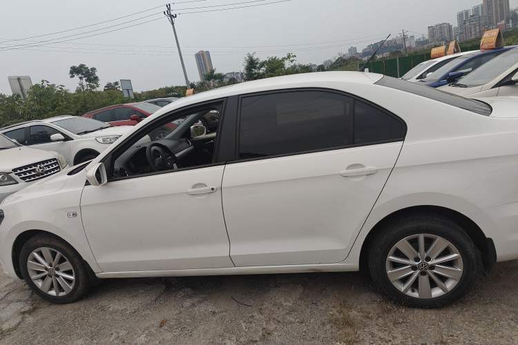 Used Volkswagen Jetta 2015 Value Edition 1.6L Automatic Comfort Version
