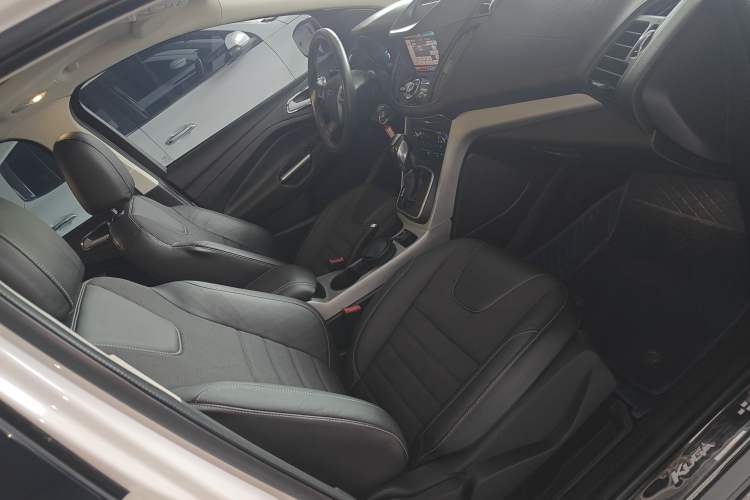 Used Ford Kuga 2015 1.5L GTDi Two-Wheel Drive Fashion Edition
