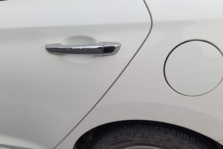 Used Hyundai Verna 2016 1.4L Automatic Cool Edition GLS