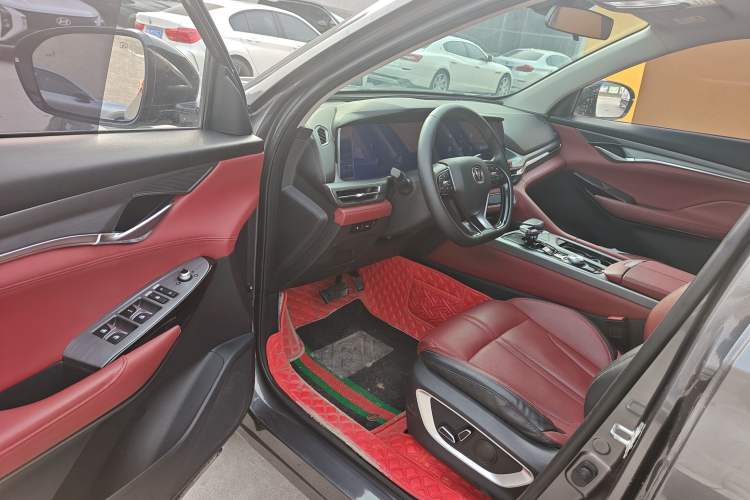 Used Changan CS75 PLUS 2022 1.5T Automatic Prestige Model